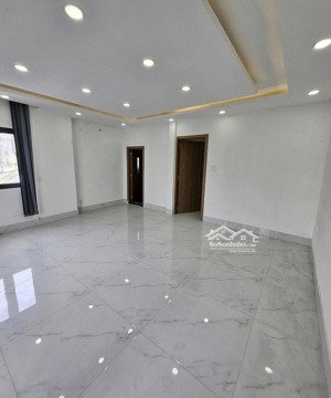 cho thuê nhà góc 2mt trần đình xu, p.nguyễn cư trinh, q.1 5*15m 3 lầu 65tr/tháng