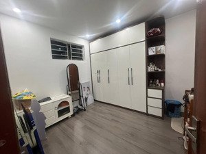 chính chủ bán căn hộ 3pn ct12b kim văn kim lũ tầng cao view thoáng giá siêu tốt!