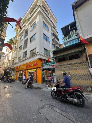 2 thoáng,gần phố(chính chủ) bán nhanh nhà phố doãn kế thiện,cầu giấy, hn . nhà tự xd còn chắc đẹp.