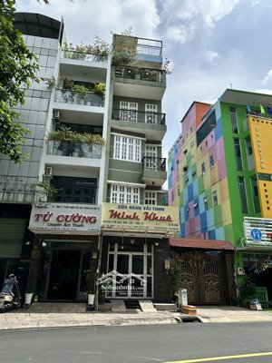 16,3 tỷ , 4,2 x 19m nở hậu 6,7m. nhà 6 tầng , mt trần hưng đạo , q. tân phú