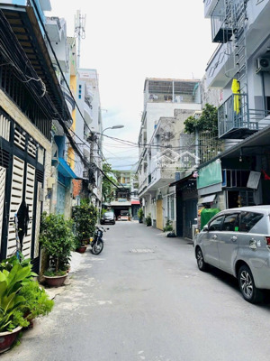 bán nhà 1/ hẻm xe hơi dương quảng hàm p5, 5x23m đúc 3 tấm giá 13.5 tỷ tl