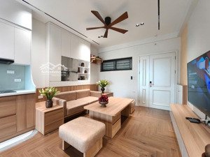 nhỉnh 3 tỷ có ngay căn 2 ngủ rẻ nhất xala !! tôi cần bán căn 2 ngủ full đồ , sđcc tại chung cư ct6