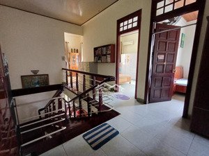 bán lô góc 2mt đại lộ thăng long-view sông cẩm lệ-242m2 ngang 18m-thích hợp xây villa-hàng limitit