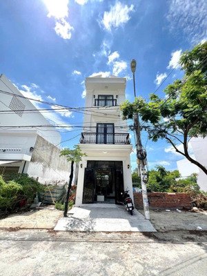 nhà 3 tầng phong cách tân cổ điển vĩnh thái - nam nha trang - dt : 58m2 ngang 4m. dt sàn: 151,1m2