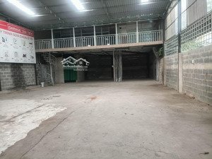 cho thuê kho xưởng mặt tiền lã xuân oai 330m/23tr. đẹp phù hợp nhiều ngành nghề