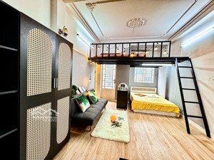 cho thuê căn duplex siêu rộng như 2 phòng ngủ ngay cầu vượt 3/2