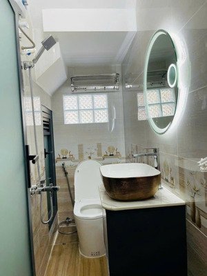 bán nhà mặt phố tại âu dương lân, 9 tỷ, 34.2m2, hàng hiếm view đẹp