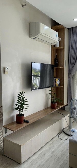 nhà đẹp, giá siêu rẻ! cho thuê căn hộ cao cấp scenic valley 1, pmh. lh: đình hải