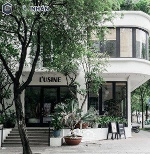 căn góc 2 mặt tiền 7.5x15m*3 lầu đang kinh doanh cf khu k300 rất đẹp. hđ thuê 55 triệu. giá 19.8 tỷ