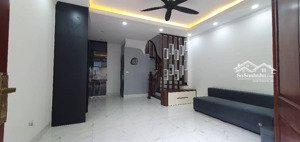 bán nhà 5 tầng nguyễn văn cừ lô góc thoáng- ngõ đẹp, vị trí đắc địa- chẵn 7 tỷ