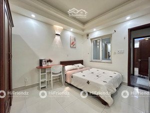 khai trương căn hộ - thang máy - phòng mới 100% full nội thất - ngay khu sân bay