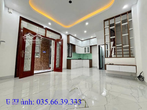nhà mới về ở ngay - 30m2 - 5 tầng - giá chỉ 7.2 tỷ - sổ đỏ nghiêm chỉnh