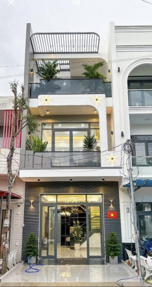 cô sáu cần bán nhà đ.phan đình phùng-q.phú nhuận,gần chợ phú nhuận,đang cho thuê 27tr,gia 4tỷ9/75m2