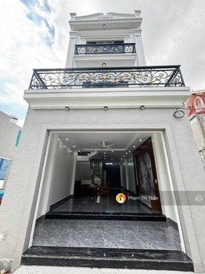 nhà 3 tầng độc lập kiều trung hồng thái an dương ngay gần chợ ngõ ô tô vào tận nhà