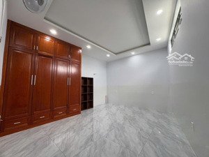 bán nhà sổ thổ cư hoan công 6,3x14 1tret2 lầu sát bên cư xá phúc hải gia 3,7tỷ lh 