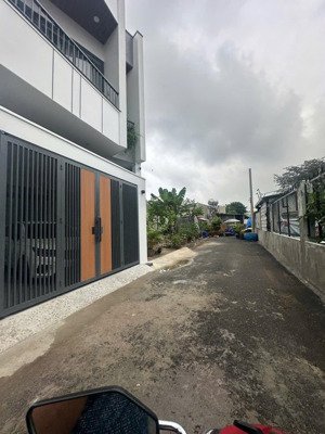 bán đất sổ thổ cư sát bên khu dân cư tan phong 90m2 đường nhựa 5m gia 2,750 lh 