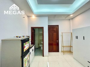 trống sẵn _ phòng đầy đủ nội thất, mới toanh gần chợ hoà hưng