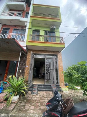 bán nr 4pn, 72m2, 3 tỷ, ở đường 295b, quang châu, bắc giang siêu hot