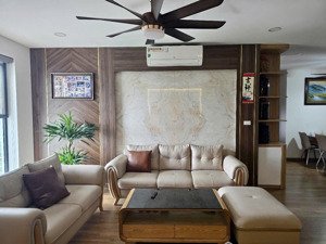 bán căn hộ 135m2 tại iris garden. view svd,có slot oto. giá tốt có thương lượng