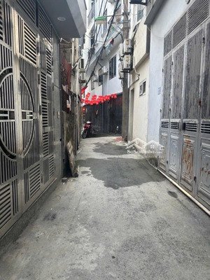 bán nhà mỹ đình- mặt ngõ 2.5m- dân xây- lô góc- 41m2- 9.5 tỷ