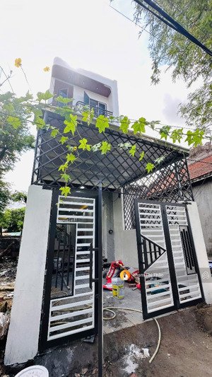 nhà 3 tầng cực đẹp tại vĩnh khê, an đồng, an dương! sân để xe oto