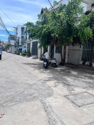 bán nhà riêng tại đường phạm tu, vĩnh hải, nha trang, nhiều tiện ích giá chỉ 4,5 tỷ