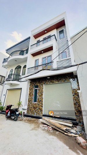 độc lập, oto đỗ cửa, tại bạch mai,hồng thái, ngay sau ubnd xã bạch mai