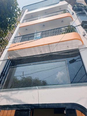 bán chdv 5 tầng, 5.5m x 20m, tn 86 triệu/tháng, 17 tỷ. tương lai mặt tiền đường 16m, p6, gò vấp