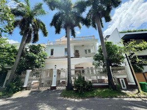 nhà góc 2mt vị trí cực đẹp view sông nguyễn văn hưởng p.thảo điền dt:30x23m,cn 876,7m2 - 245 tỷ