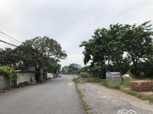 bán đất mặt đường phương độ, phù hợp chia 2 lô, view thoáng, đẹp không lỗi, dt 112m2, giá 4,4 tỷ.