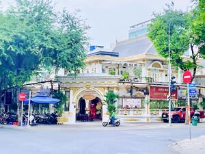 Cho Thuê Nhà GÓC 2MT: 86 Võ Văn Tần + Bà Huyện Thanh Quan - Quận 3 - 25x25m, 3 tầng