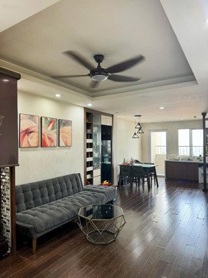 chính chủ bán căn hộ chung cư ct1 thạch bàn