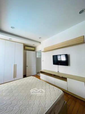 cho thuê căn hộ cảnh viên 3 - view biệt thự full nội thất giá chỉ 24tr / tháng. cuối tháng 9 trống