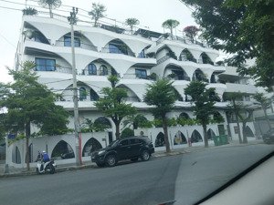 bán đất tặng nhà nại hiên đông khu phố sát lý nhật quang bên cạnh tòa nhà khách sạn víp