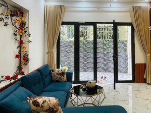 siêu phẩm nhà mới phố kim ngưu - 50m, 5 tầng, ngõ 3 gác, ô tô đỗ cách 30m 7.5 tỷ ( 150 triệu/m2)