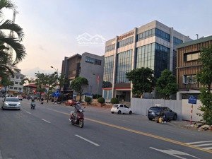 bán nhà mặt phố - đường 30m vũ đức thận- ngô gia tự -việt hưng - kinh doanh 24/24- dòng tiền cực