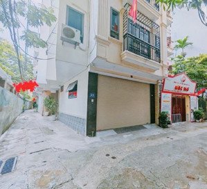 bán nhanh nhà cầu giấy, doãn kế thiện, gara ô tô , 6 tầng, mặt tiền 5.2m, giá nhỉnh 11 tỷ