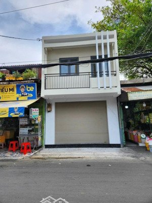 mặt tiền kd tôn đản - nở hậu 5.5m - dòng tiền ổn định từ cho thuê 300t.r/năm - giá cực tốt