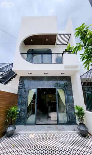 Nhà Mê,Mới 5*23,5m,Cách Ywang Tầm 100m,gần Cổng Chào Eakao,nhiều căn khác