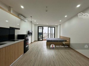 tòa apartment 8 tầng vị trí sát hồ tây thang máy gara ô tô dòng tiền ổn định