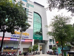building vp mt cộng hòa , dt230m2 , dts 1200m2 , 1 hầm 7 tầng, hđt 280tr , giá bán 55 tỷ