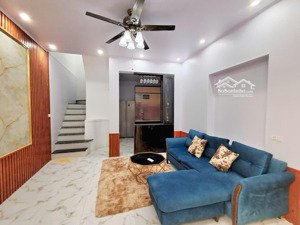 7.7 tỷ-46m2-4 tầng-sân rộng-kim ngưu-lạc trung-minh khai-hbt