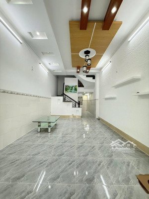 cho thuê nhà mặt tiền đường số 30 kdc công ty 8 gần cây xăng giá 8,5 triệu