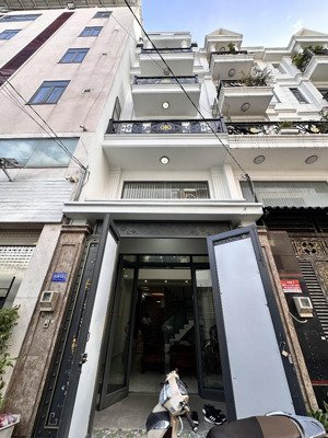 cho thuê nhà hẻm 416 dương quảng hàm đối diện toà án giá 25tr trệt lửng 3 lầu 4pn