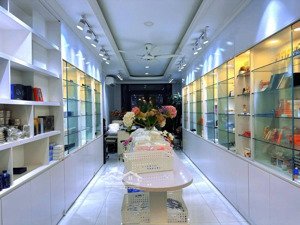 nhà đẹp kinh doanh đỉnh, thái thịnh, đống đa 62m, 7 tầng, giá 23.5 tỷ.