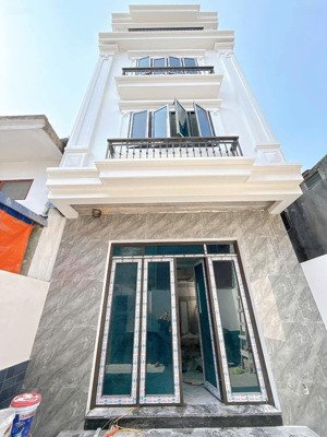 bán gấp nhà tại đường phương lưu, đà nẵng ,ngô quyền giá 3,5 tỷ, 75m2, 4pn, 3wc, ngô quyền, hp