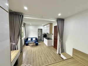 chính chủ cần bán tòa nhà văn phòng lô góc phố