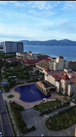 cần chuyển nhượng các sp khu bãi tắm sơn thuỷ - lh: mr. ái đại nam ( chuyên đất biển sơn thuỷ )