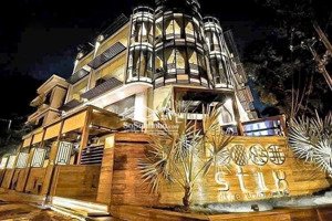 hđt 350 triệu/ góc 2mt võ văn ngân thủ đức - 450m2 nở hậu 13x50m, nhà 4 tầng thang máy. 105 tỷ