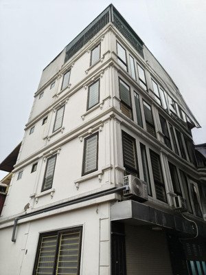 5.9 tỷ, ô tô đỗ cửa, 36m2, 5 tầng, lô góc 3 thoáng tại đức giang